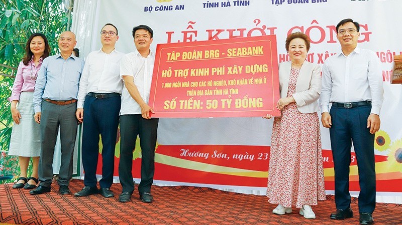 Chủ tịch Tập đoàn BRG Nguyễn Thị Nga - Nữ doanh nhân tận lực cống hiến cho cộng đồng và vì cộng đồng