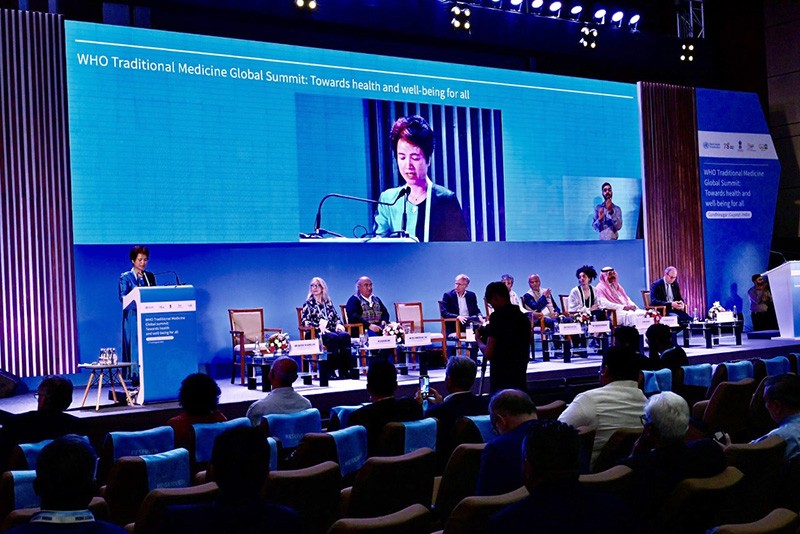 Doanh nhân Nguyễn Thị Hương Liên - CEO Sao Thái Dương truyền cảm hứng cho phụ nữ Việt Doanh nhân Nguyễn Thị Hương Liên - CEO Sao Thái Dương truyền cảm hứng cho phụ nữ Việt