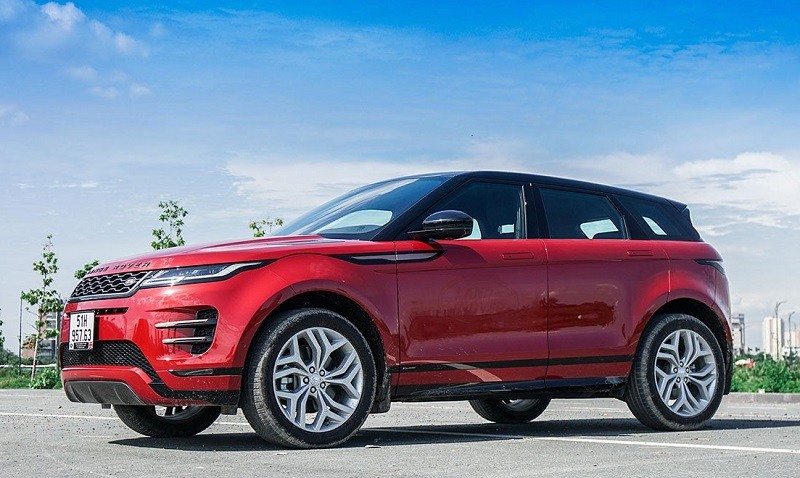 Cập nhật bảng giá xe hãng Land Rover mới nhất tháng 3/2024.