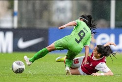 Huỳnh Như tỏa sáng trong trận Lank FC- Braga