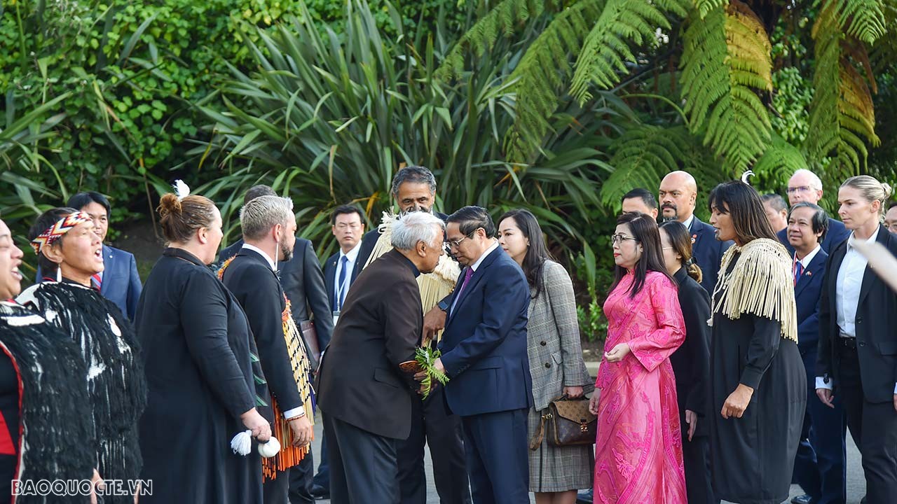 Toàn cảnh Thủ tướng Phạm Minh Chính dự lễ đón theo nghi thức thổ dân Maori và lễ đón chính thức tại New Zealand