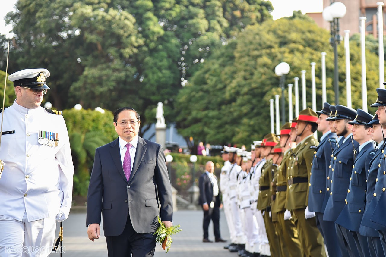 Toàn cảnh Thủ tướng Phạm Minh Chính dự lễ đón theo nghi thức thổ dân Maori và lễ đón chính thức tại New Zealand