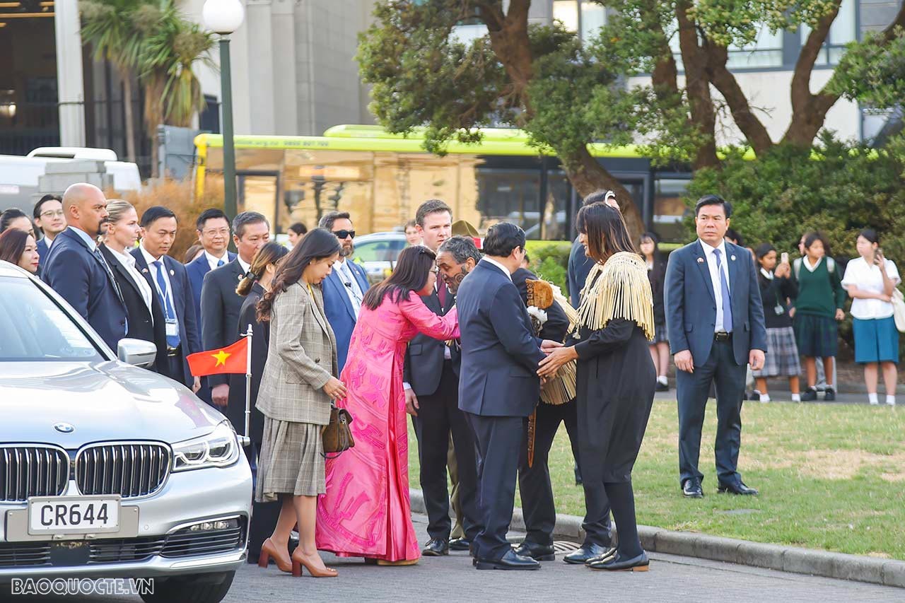 Toàn cảnh Thủ tướng Phạm Minh Chính dự lễ đón theo nghi thức thổ dân Maori và lễ đón chính thức tại New Zealand