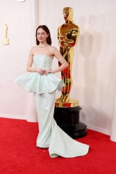 Những ngôi sao mặc đẹp nhất thảm đỏ lễ trao giải Oscar 2024 theo bình chọn của Vogue