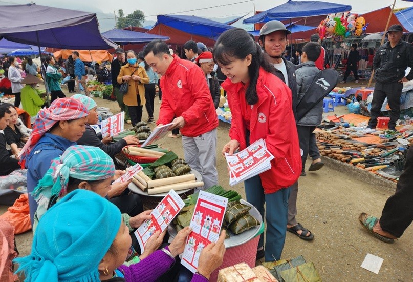 Lào Cai hỗ trợ người dân nâng cao nhận thức về vệ sinh, nước sạch, đảm bảo đời sống sinh hoạt
