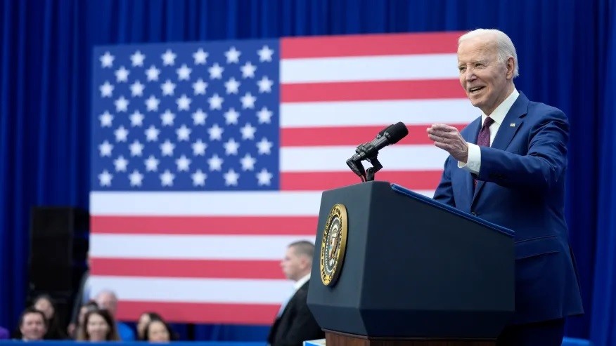 Bầu cử Mỹ 2024: Tổng thống Biden 'cán đích' trong cuộc đua ở đảng, ông Trump đang ở đâu?