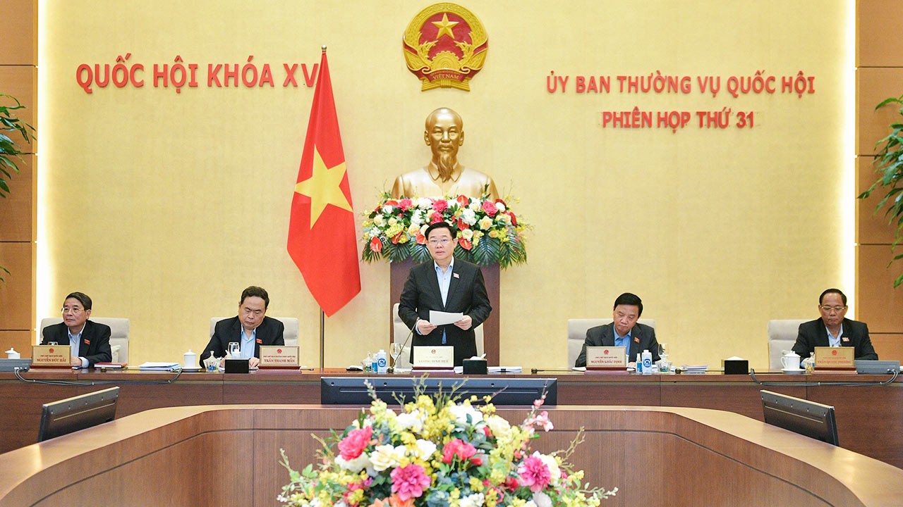 Ủy ban Thường vụ Quốc hội họp phiên thứ 31 chất vấn lĩnh vực tài chính và ngoại giao Ủy ban Thường vụ Quốc hội họp phiên thứ 31 chất vấn lĩnh vực tài chính và ngoại giao