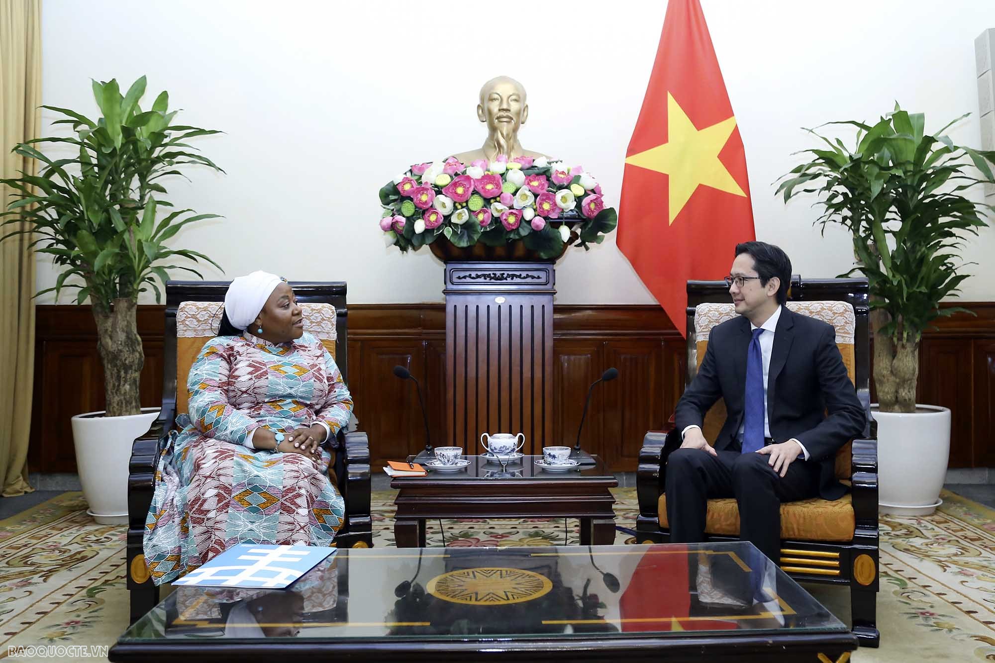 Thứ trưởng Đỗ Hùng Việt tiếp Trưởng Đại diện UN Women trình Ủy nhiệm thư