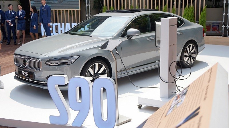 Cận cảnh Volvo S90 Recharge vừa ra mắt tại Việt Nam, giá từ 2,89 tỷ đồng