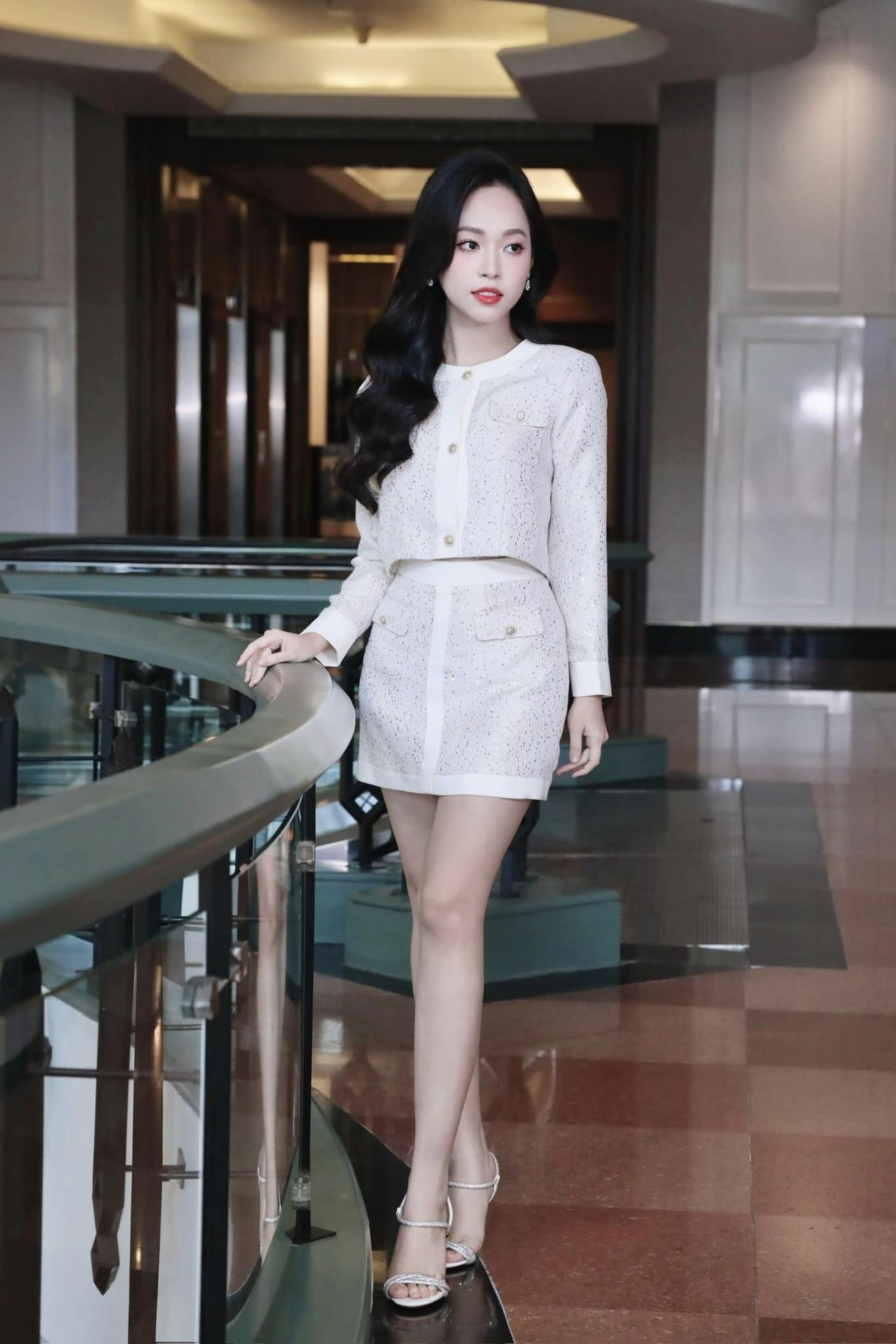 Á hậu Trịnh Thùy Linh Á hậu Trịnh Thùy Linh