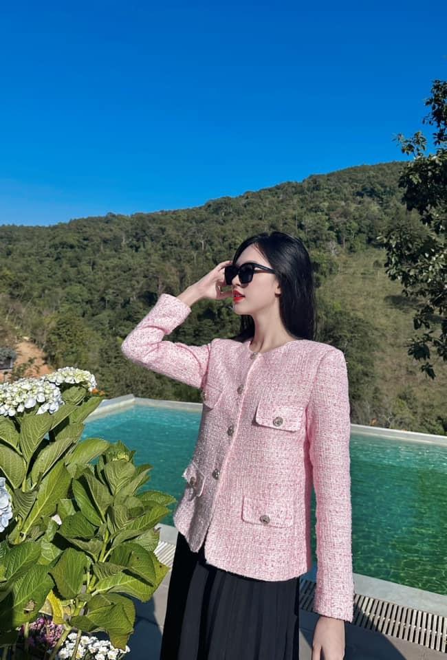 Á hậu Trịnh Thùy Linh Á hậu Trịnh Thùy Linh