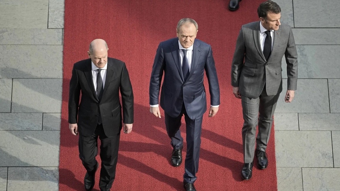 Viện trợ cho Ukraine cạn kiệt, Thủ tướng Donald Tusk nói Đức, Pháp và Ba Lan phải ‘huy động toàn bộ châu Âu’