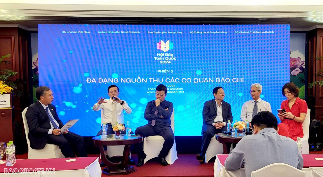 Đa dạng nguồn thu kinh nghiệm từ các báo bạn Đa dạng nguồn thu kinh nghiệm từ các báo bạn