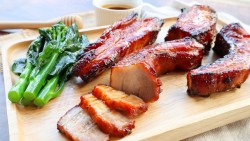 Giá heo hơi hôm nay 17/12: Tiếp đà tăng, mức tăng từ 1.000 - 2.000 đồng tại một số tỉnh, thành