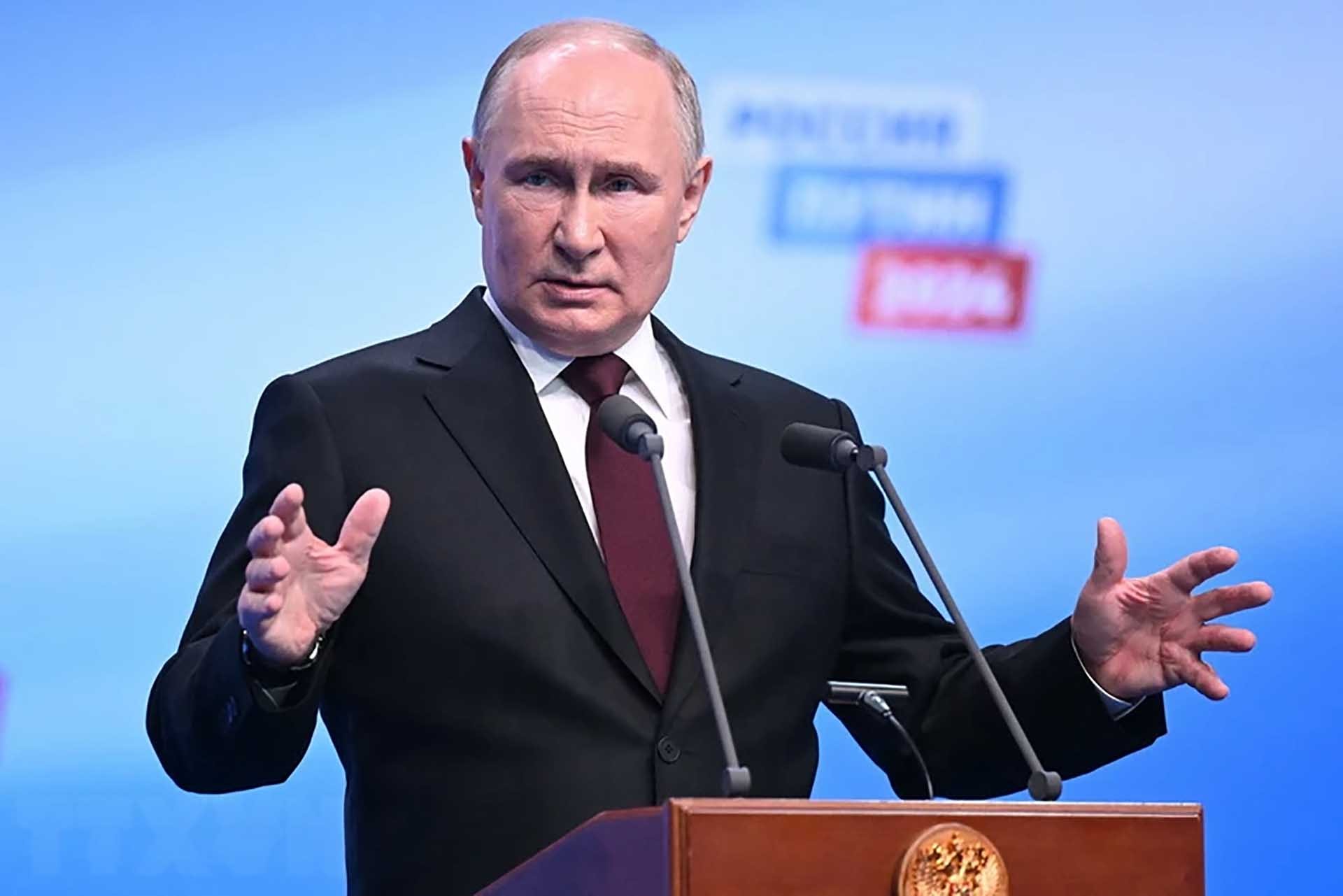 Tổng Bí thư Nguyễn Phú Trọng chúc mừng ông Vladimir Putin nhân dịp được bầu lại làm Tổng thống Liên bang Nga Tổng Bí thư Nguyễn Phú Trọng chúc mừng ông Vladimir Putin nhân dịp được bầu lại làm Tổng thống Liên bang Nga