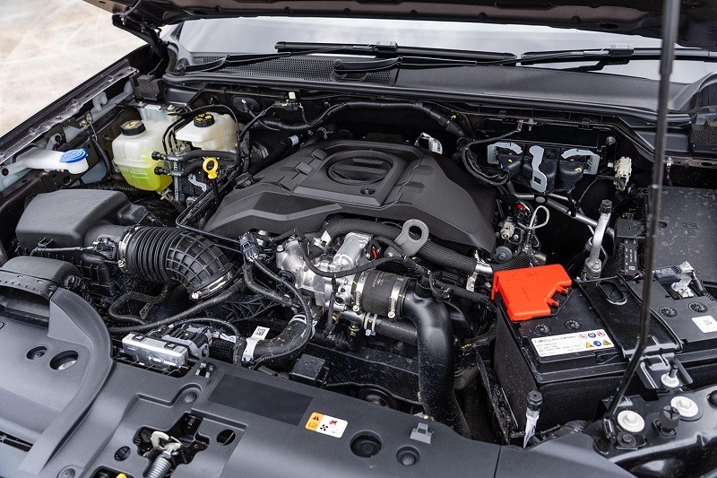 Cận cảnh Ford Everest Platinum 2024 vừa ra mắt tại Thái Lan, giá 1,58 tỷ đồng