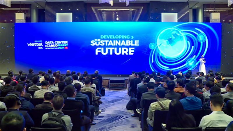 Hơn 2.000 khách mời tham dự sự kiện DCCI Summit 2024