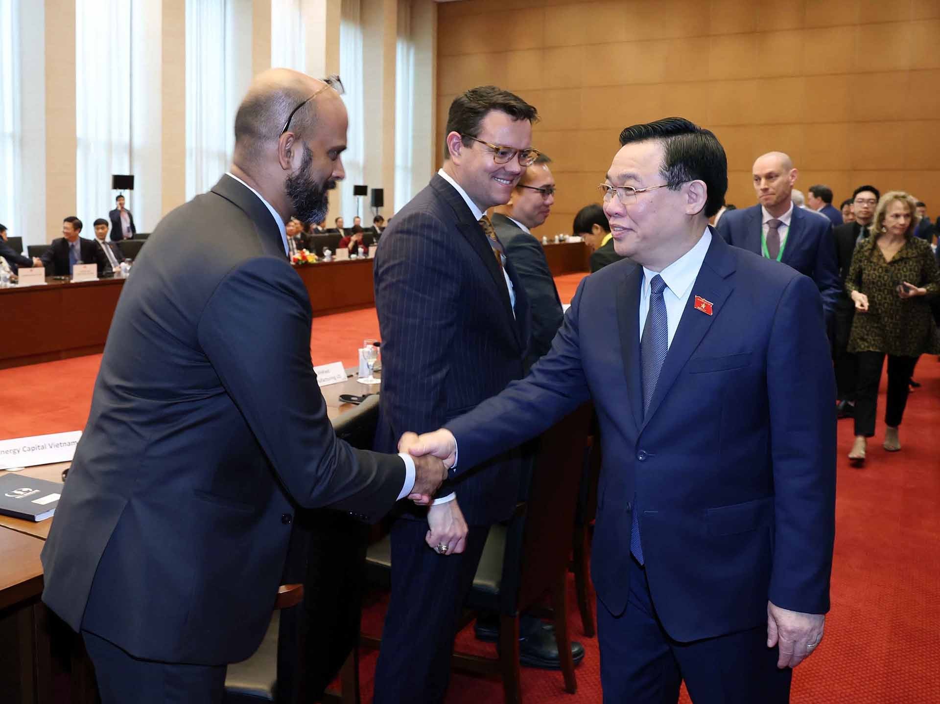 Chủ tịch Quốc hội Vương Đình Huệ tiếp Đoàn Hội đồng kinh doanh Hoa Kỳ-ASEAN Chủ tịch Quốc hội Vương Đình Huệ tiếp Đoàn Hội đồng kinh doanh Hoa Kỳ-ASEAN