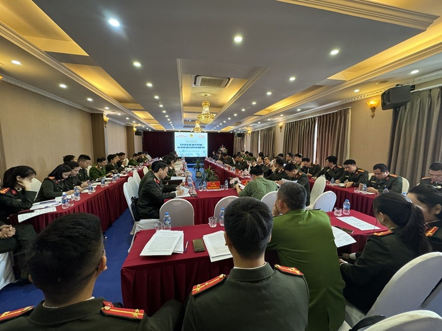 Toạ đàm về Cơ chế rà soát định kỳ phổ quát của LHQ về quyền con người Toạ đàm về Cơ chế rà soát định kỳ phổ quát của LHQ về quyền con người