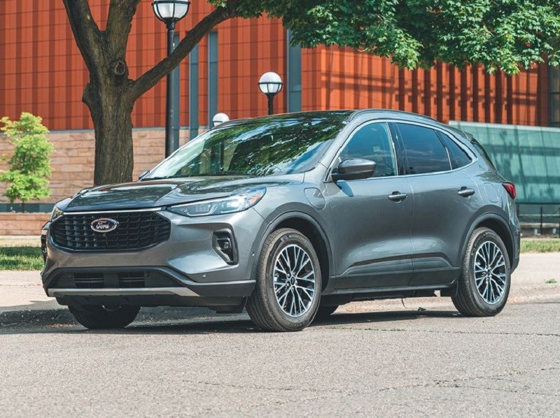 Ford Escape thế hệ thứ 6