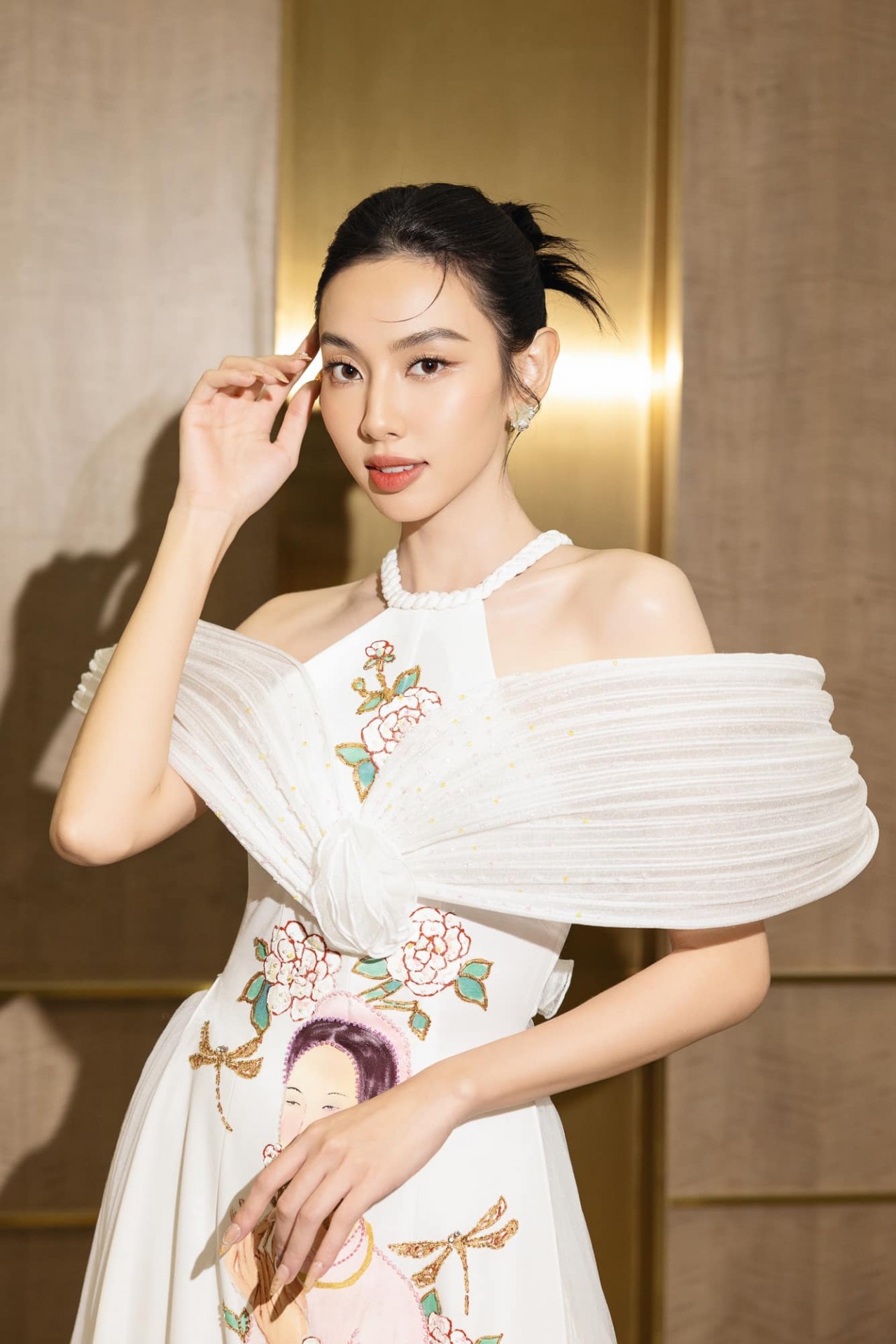 Nguyễn Thúc Thùy Tiên Nguyễn Thúc Thùy Tiên