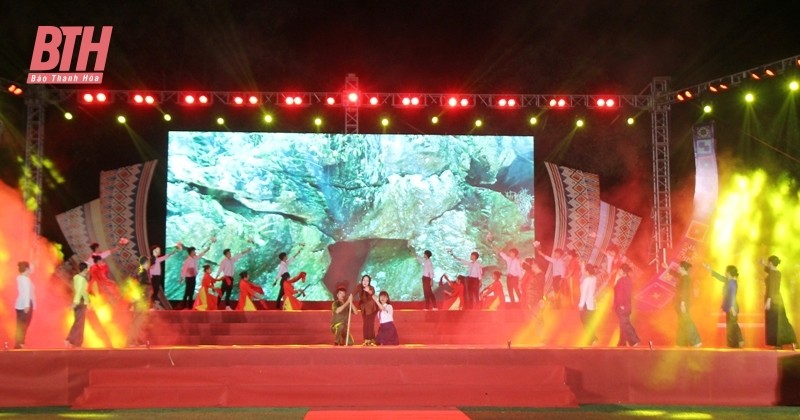 Liên hoan văn nghệ dân gian - Phiên chợ vùng cao năm 2024: Quảng bá và bảo tồn văn hoá truyền thống