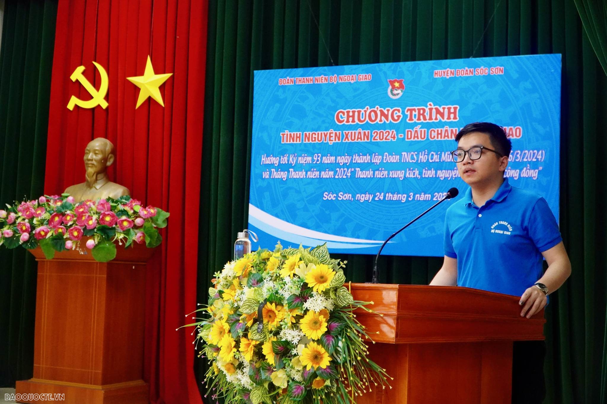 'Địa chỉ đỏ' cho thanh niên Bộ Ngoại giao tri ân thế hệ cha anh đi trước