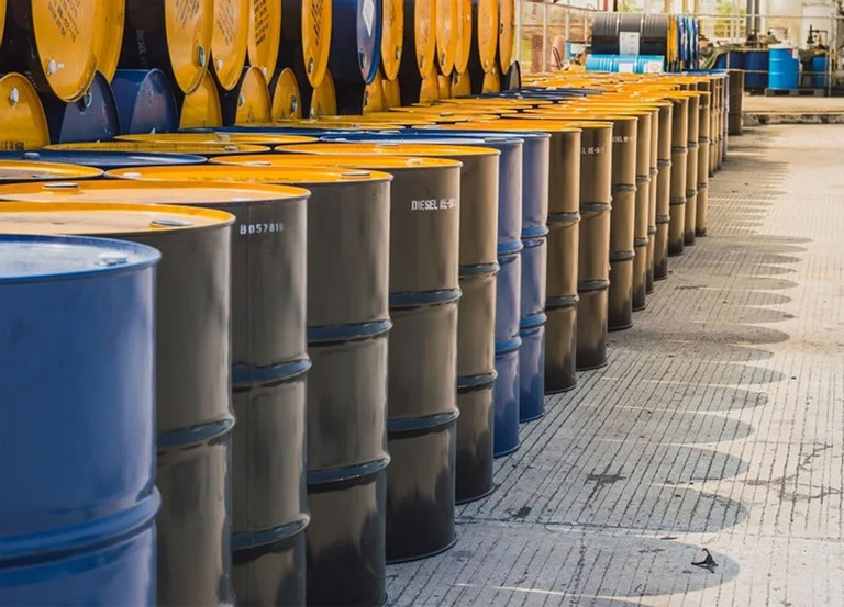 Giá xăng dầu hôm nay 25/3: Lấy lại đà tăng