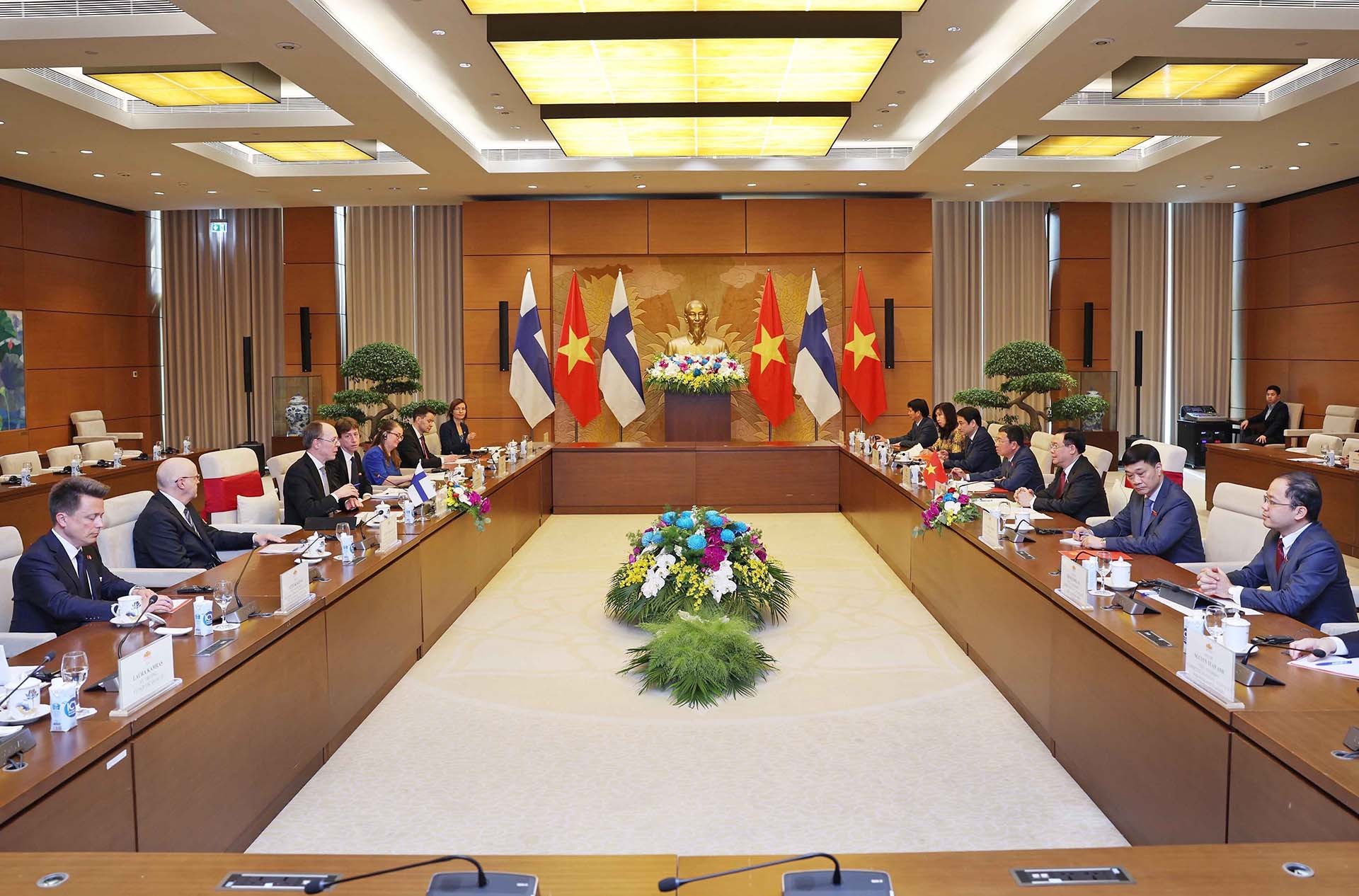 Việt Nam coi trọng phát triển quan hệ hữu nghị truyền thống và hợp tác nhiều mặt với Phần Lan