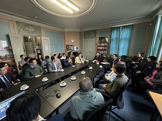 Đại sứ quán Việt Nam tại Thụy Điển gặp mặt đại biểu chuyên gia, nhà khoa học, nghiên cứu sinh người Việt