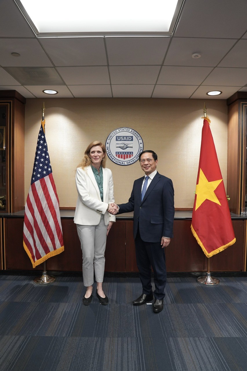 Bộ trưởng Ngoại giao Bùi Thanh Sơn gặp Tổng Giám đốc Cơ quan phát triển quốc tế Hoa Kỳ Samantha Power