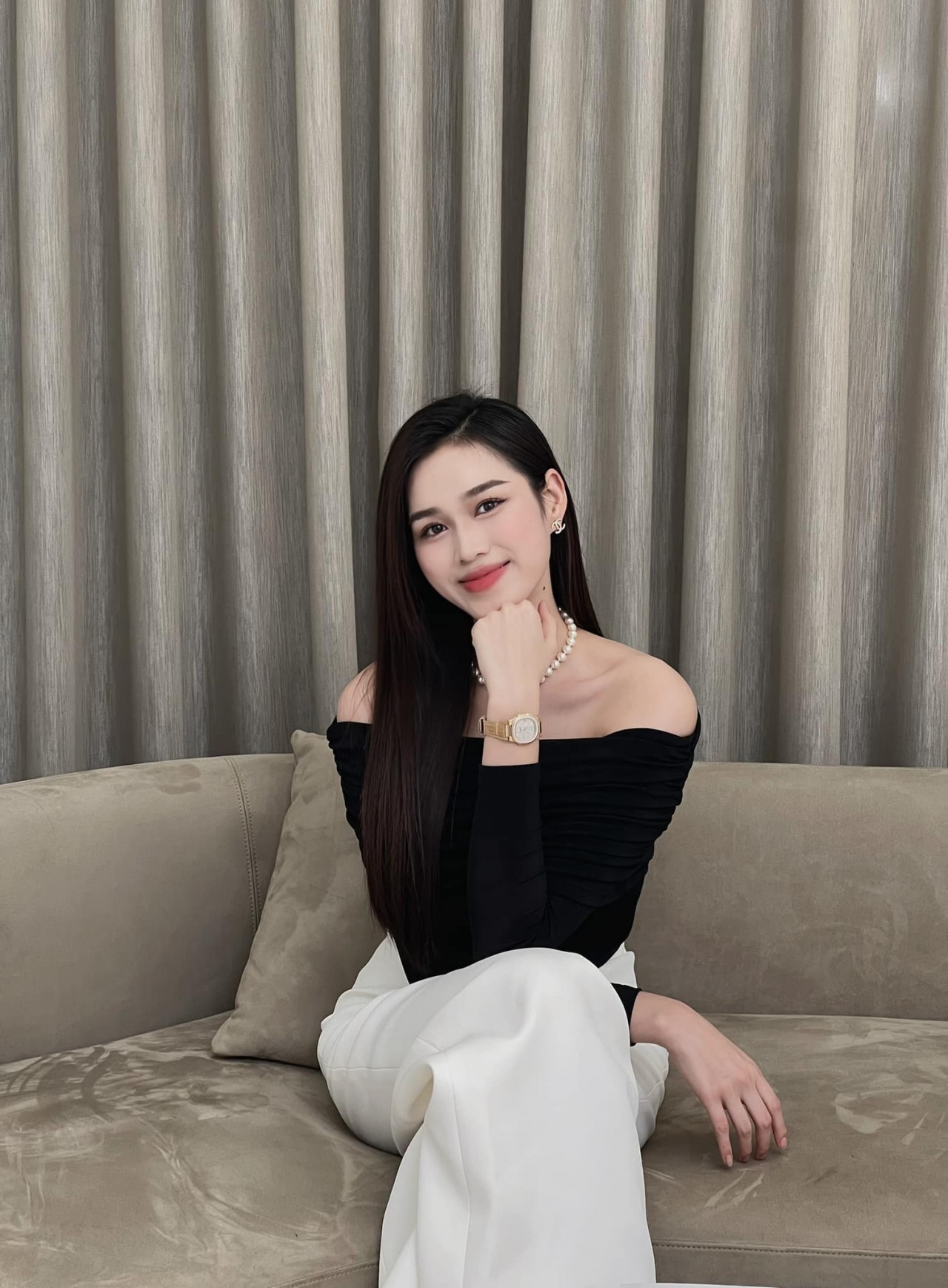 Đời thường xinh tươi của Hoa hậu Đỗ Thị Hà