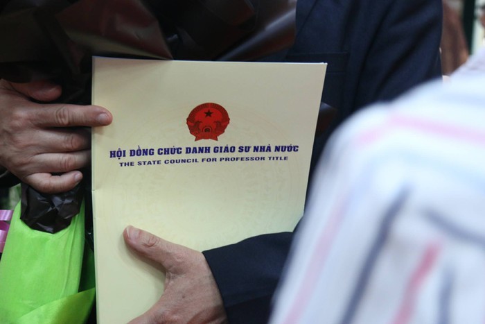 Giảng viên trình độ giáo sư, tiến sĩ phía Bắc nhiều hơn các vùng khác cộng lại