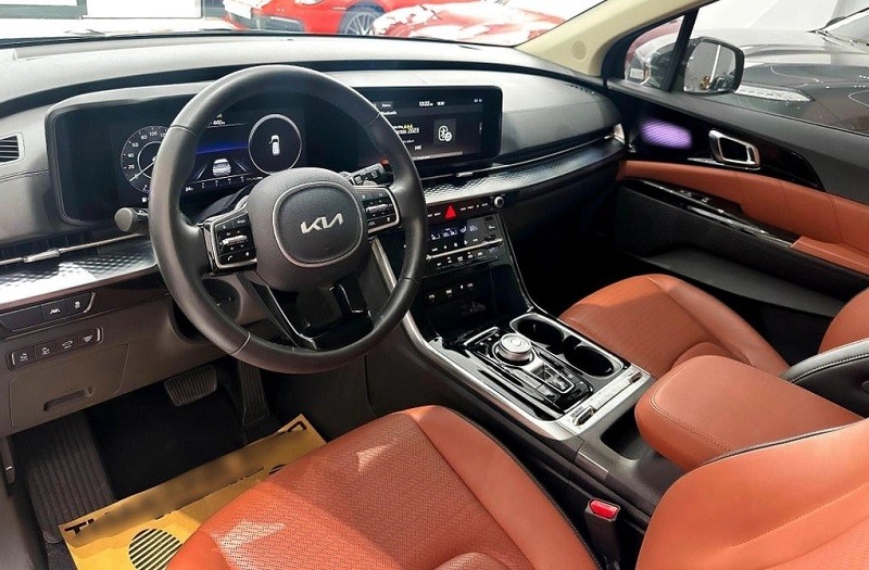 Nội thất của Kia Carnival có nhiều trang bị cao cấp