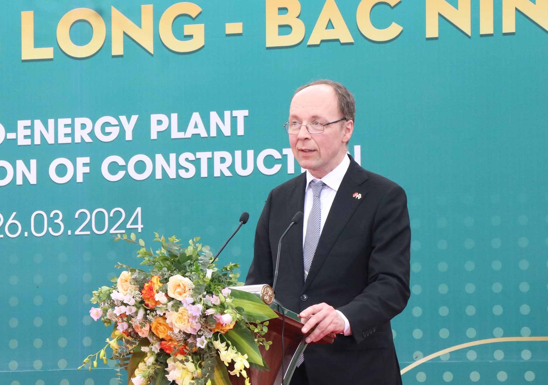 Hoạt động của Chủ tịch Quốc hội Phần Lan tại Việt Nam Hoạt động của Chủ tịch Quốc hội Phần Lan tại Việt Nam