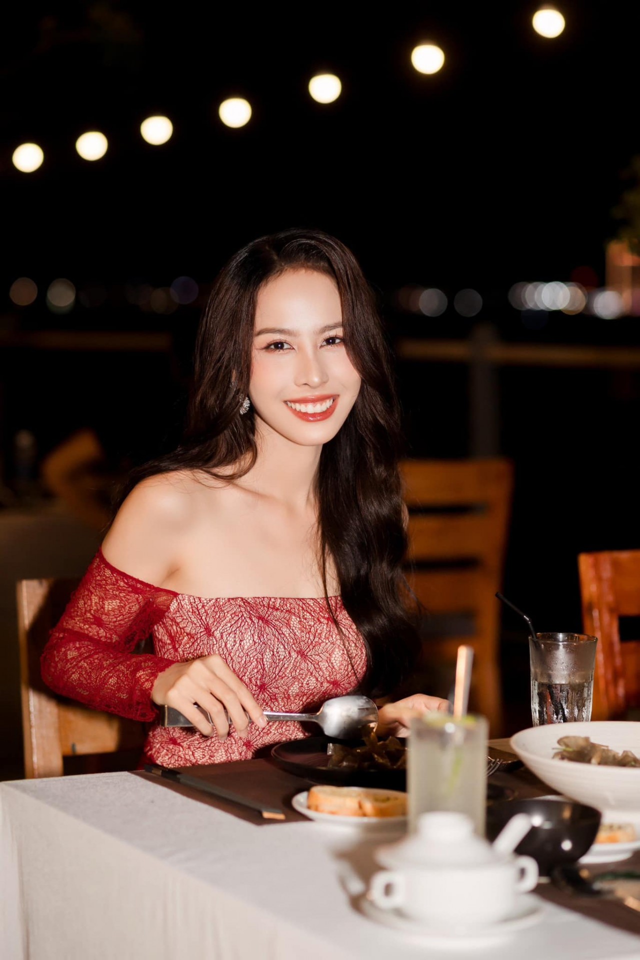 Á hậu Ngọc Hằng