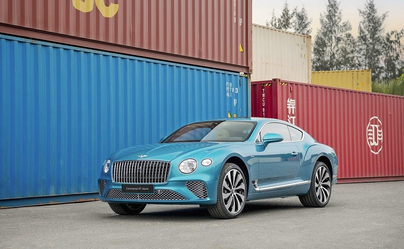 Cận cảnh Bentley Continental GT Azure V8 vừa về Việt Nam, giá 22 tỷ đồng Cận cảnh Bentley Continental GT Azure V8 vừa về Việt Nam, giá 22 tỷ đồng
