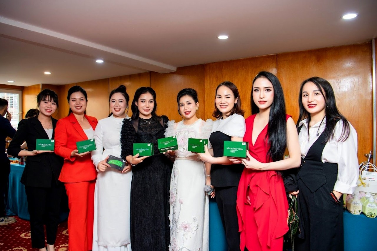 Sản phẩm được các nữ doanh nhân giới thiệu tại triển lãm.