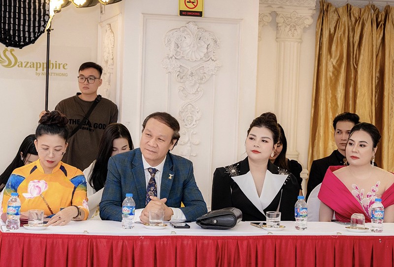 Các khách mời tham dự tại sự kiện họp báo.