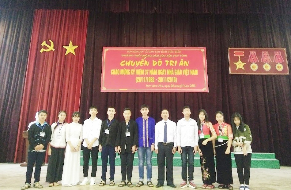 Người truyền cảm hứng cho học trò khám phá tri thức ở Điện Biên Người truyền cảm hứng cho học trò khám phá tri thức ở Điện Biên