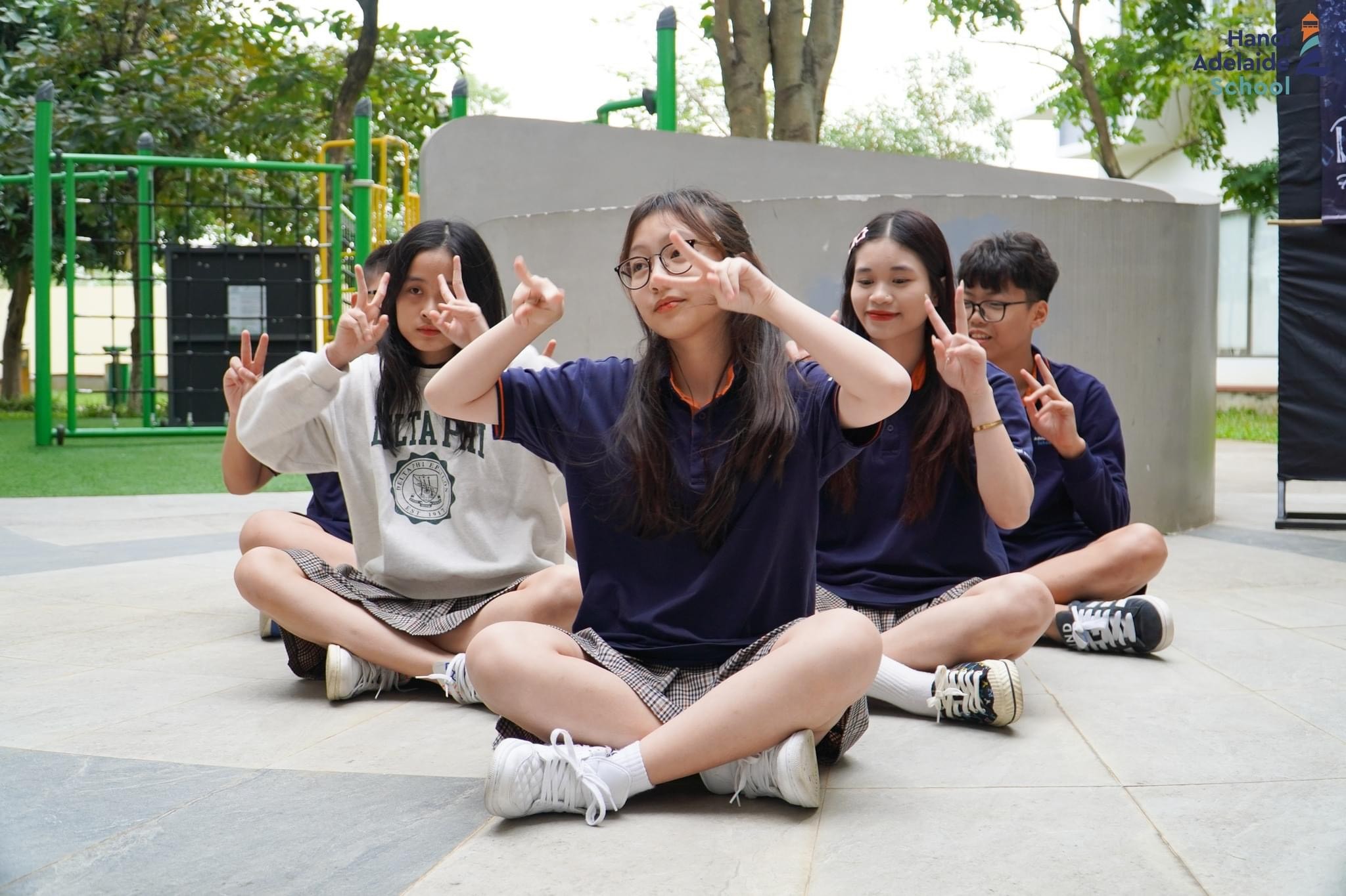 Trẻ vào lớp 6: Cùng con vượt qua nỗi sợ chuyển cấp