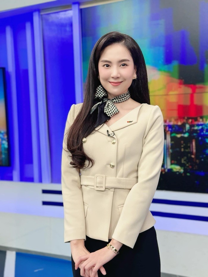Nhan sắc MC Mai Ngọc