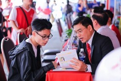 Trường đại học đầu tiên công bố điểm chuẩn học bạ, mức trúng tuyển là bao nhiêu?