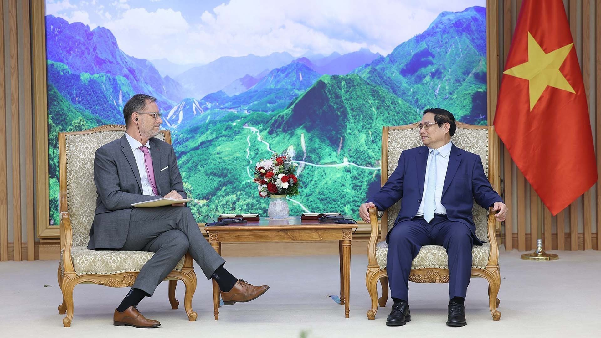 Thúc đẩy quan hệ Đối tác chiến lược Việt Nam-Pháp phát triển sâu rộng, toàn diện hơn nữa