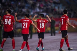 CLB Công an Hà Nội: HLV Kiatisuk phát biểu sau trận thắng Sông Lam Nghệ An