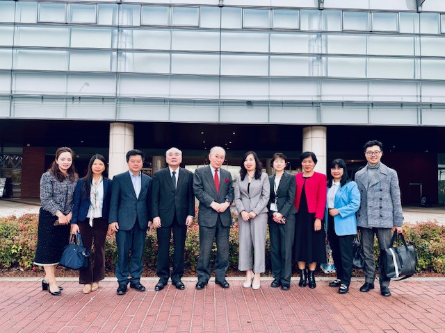 Thứ trưởng Bộ Ngoại giao Lê Thị Thu Hằng thăm, làm việc  với một số hội đoàn tại Nhật Bản