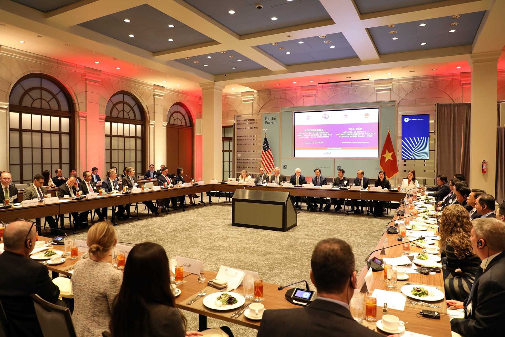 Phó Thủ tướng Lê Minh Khái gặp gỡ, trao đổi với giới chức và một số doanh nghiệp lớn của Hoa Kỳ