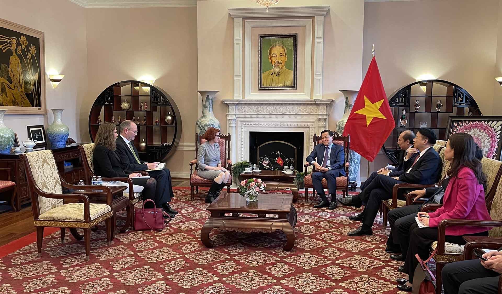 Phó Thủ tướng Lê Minh Khái gặp gỡ, trao đổi với giới chức và một số doanh nghiệp lớn của Hoa Kỳ