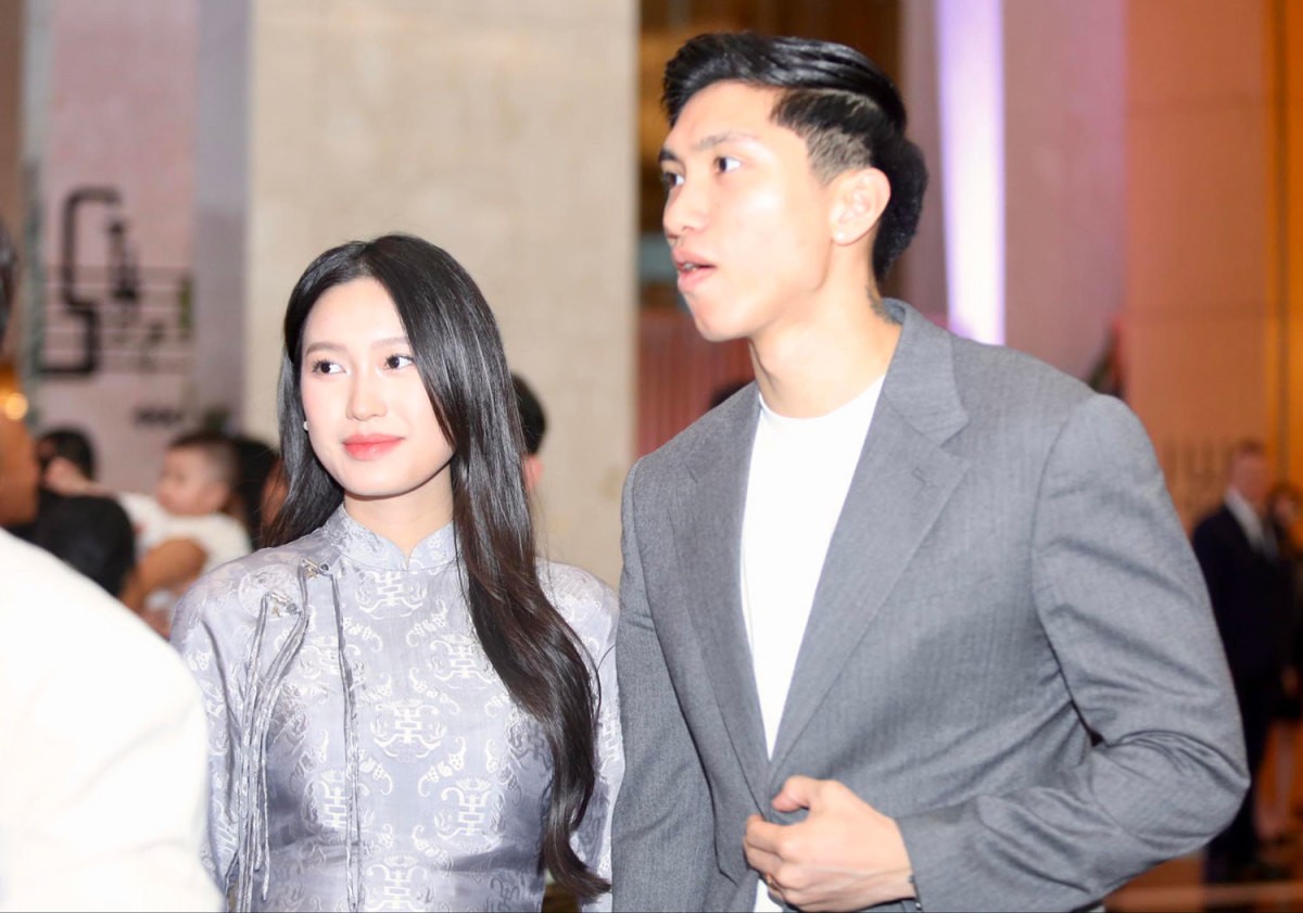 Quang Hải thông báo tin vui trong lễ cưới Quang Hải thông báo tin vui trong lễ cưới