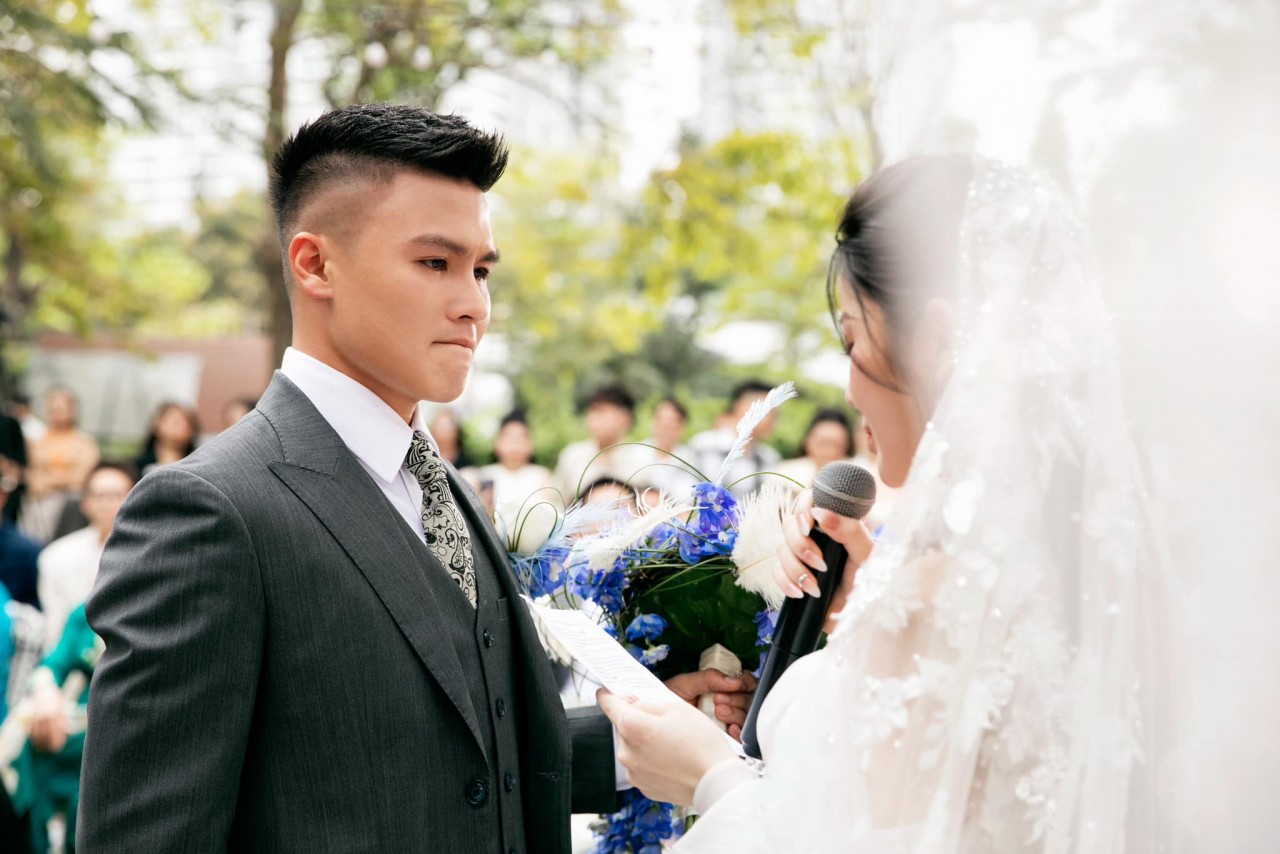 Ngắm loạt ảnh cưới đẹp như mơ của Quang Hải - Chu Thanh Huyền Ngắm loạt ảnh cưới đẹp như mơ của Quang Hải - Chu Thanh Huyền